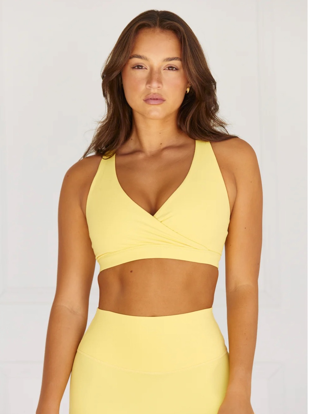 ✨ Like New Astoria Activewear Luxe Balance Plunge Sports Bra in Marigold ✨